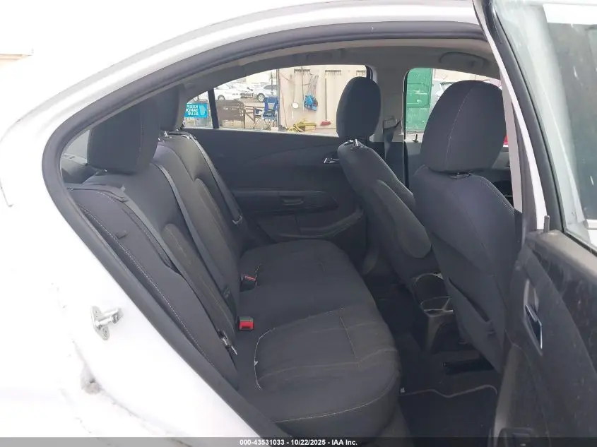 2017 CHEVROLET SONIC LT AUTO