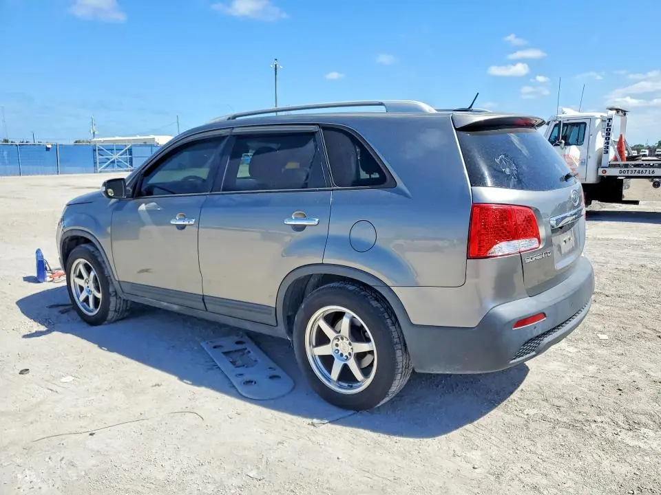 2011 KIA SORENTO EX  