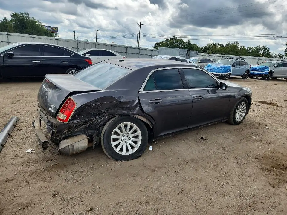 2013 CHRYSLER 300   