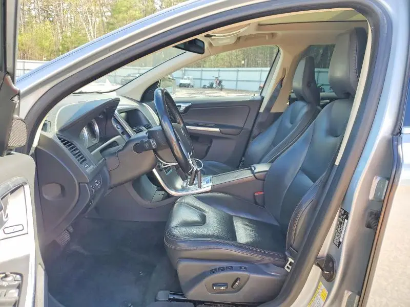 2012 VOLVO XC60 3.2  