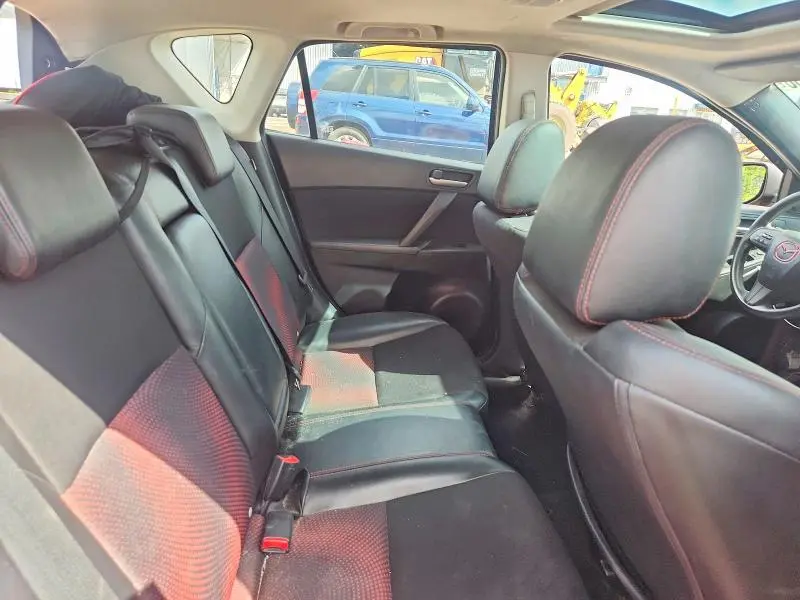2010 MAZDA 3 S  