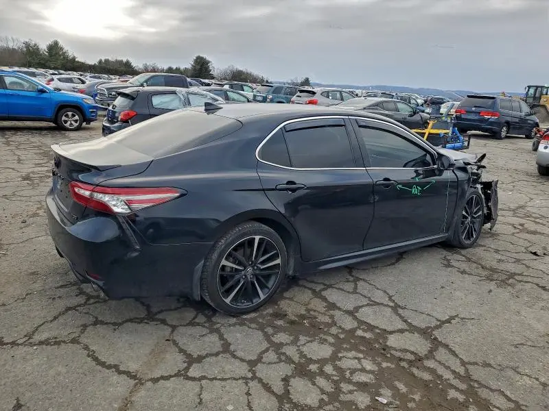 2019 TOYOTA CAMRY XSE  