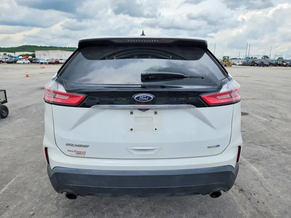 2020 FORD EDGE SE  