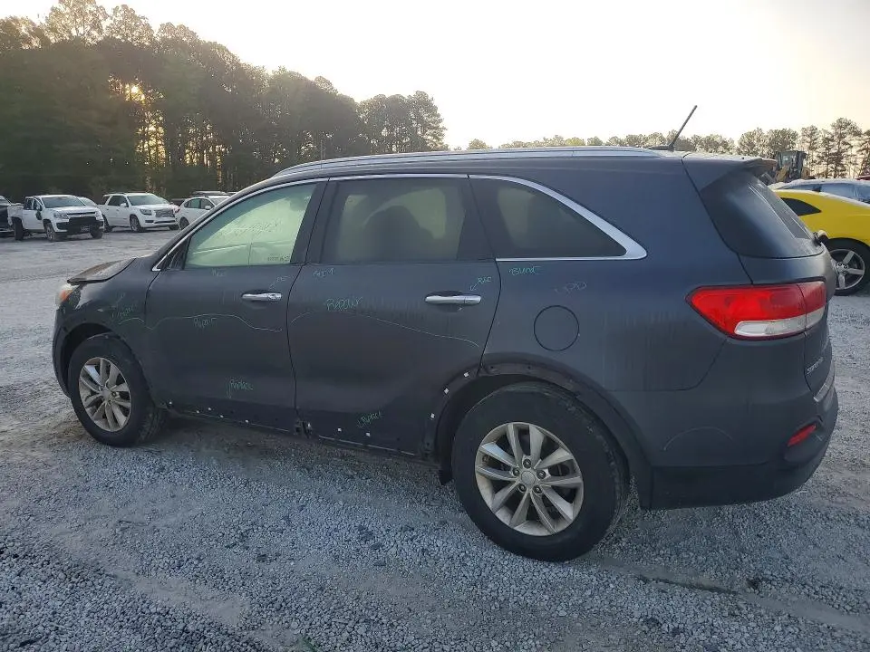 2017 KIA SORENTO LX V6  