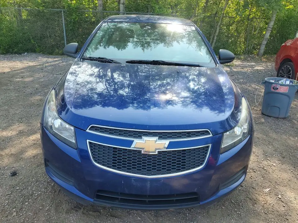 2013 CHEVROLET CRUZE LS  