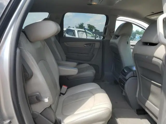 2014 CHEVROLET TRAVERSE LT  