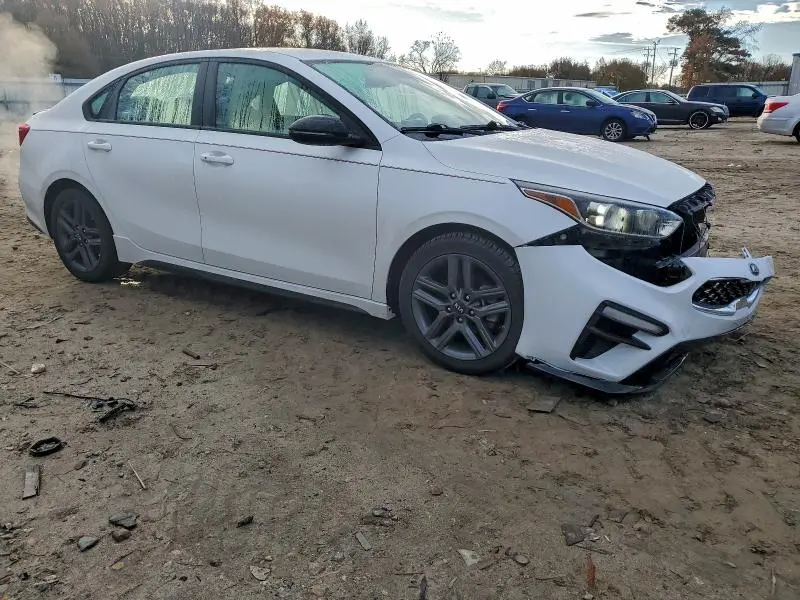 2021 KIA FORTE GT LINE  