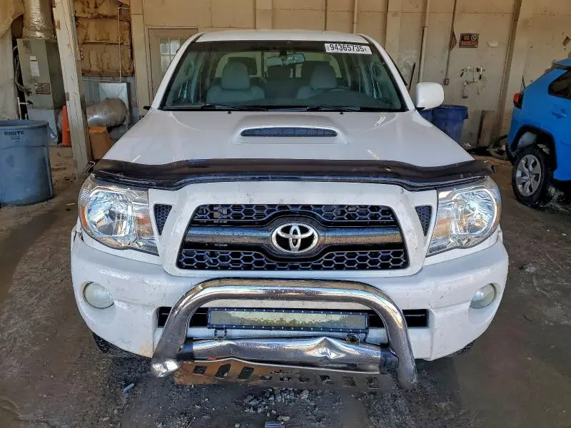 2011 TOYOTA TACOMA DOUBLE CAB PRERUNNER  