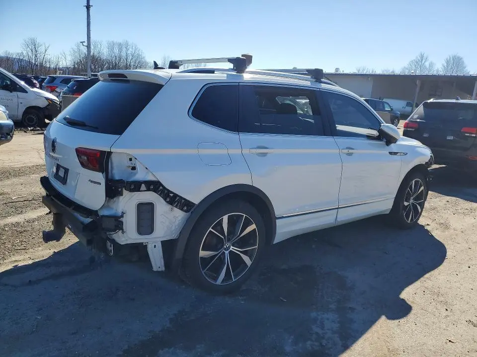 2022 VOLKSWAGEN TIGUAN SEL R-LINE  