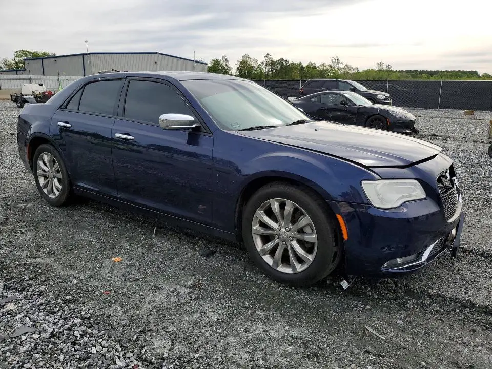 2015 CHRYSLER 300C   
