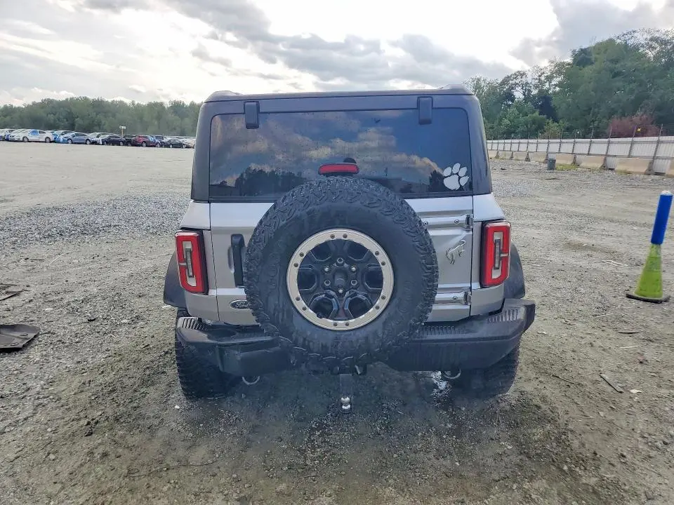 2023 FORD BRONCO BASE  