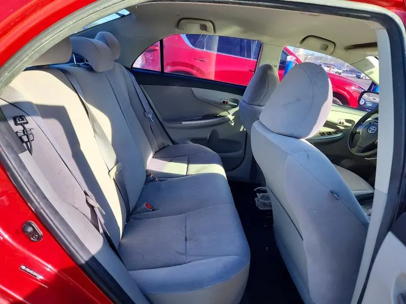2011 TOYOTA COROLLA LE  