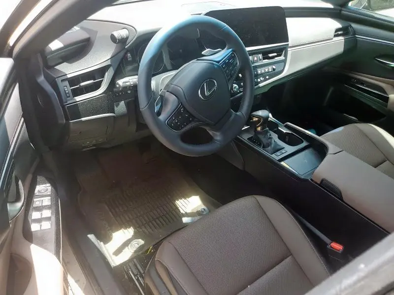 2025 LEXUS ES 300H BASE  