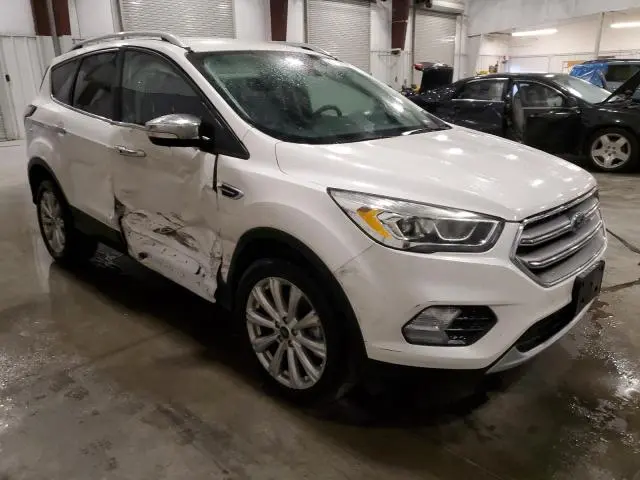 2017 FORD ESCAPE TITANIUM  