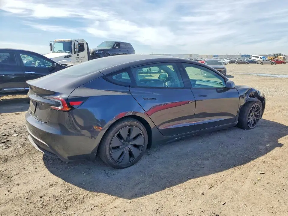 2025 TESLA MODEL 3   