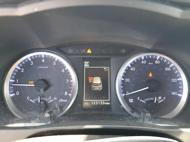 2018 TOYOTA HIGHLANDER LE  