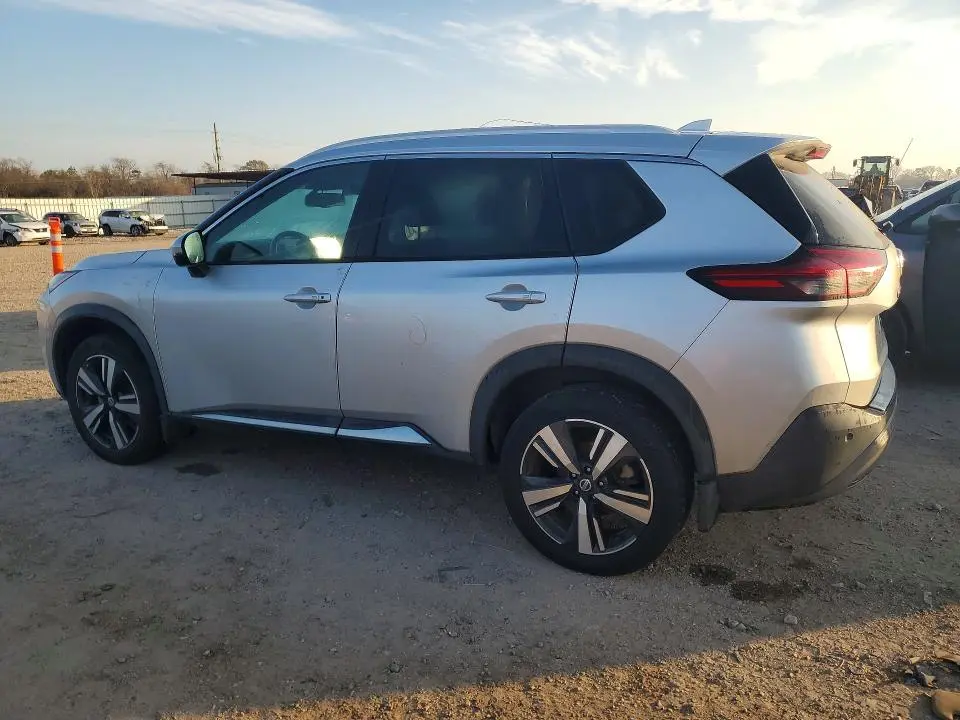2021 NISSAN ROGUE SL  