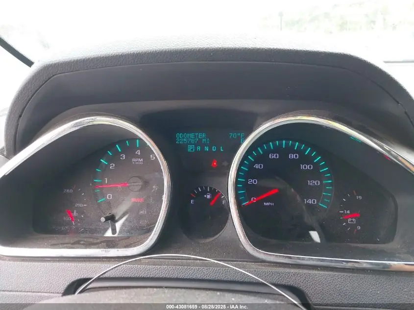 2011 CHEVROLET TRAVERSE 1LT