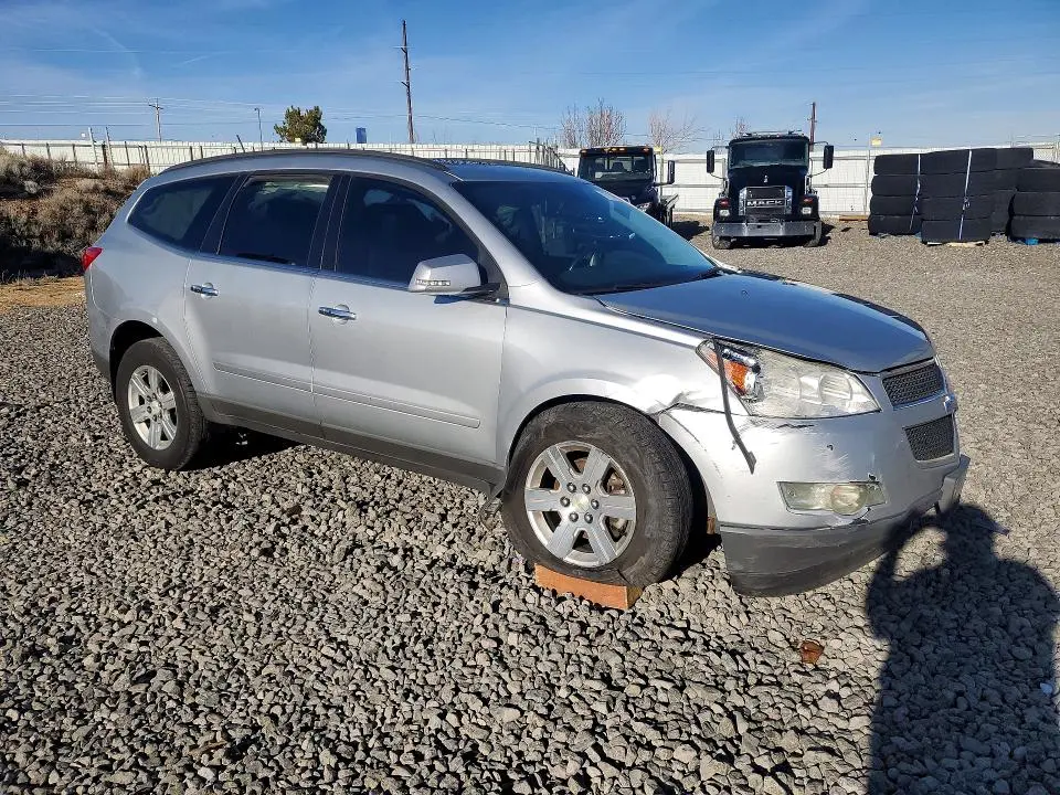 2012 CHEVROLET TRAVERSE LT  
