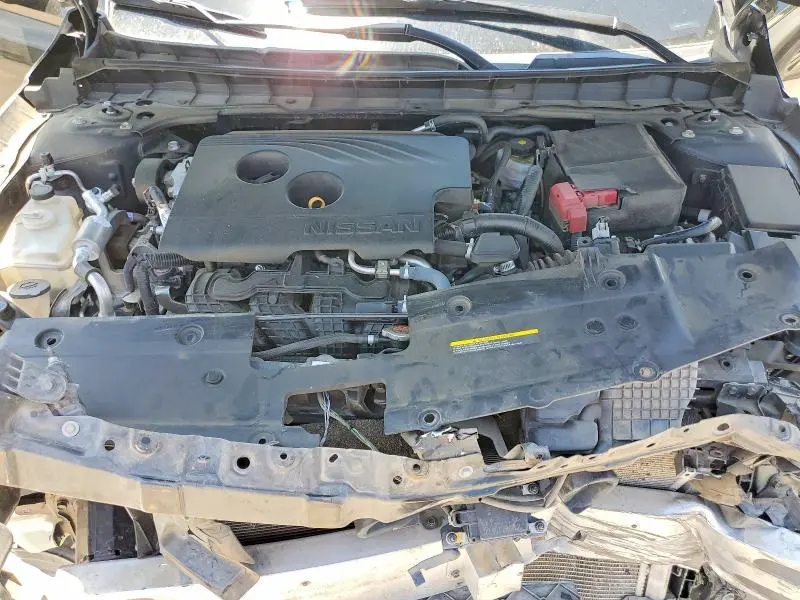 2019 NISSAN ALTIMA SR  