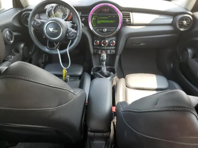 2017 MINI COOPER 