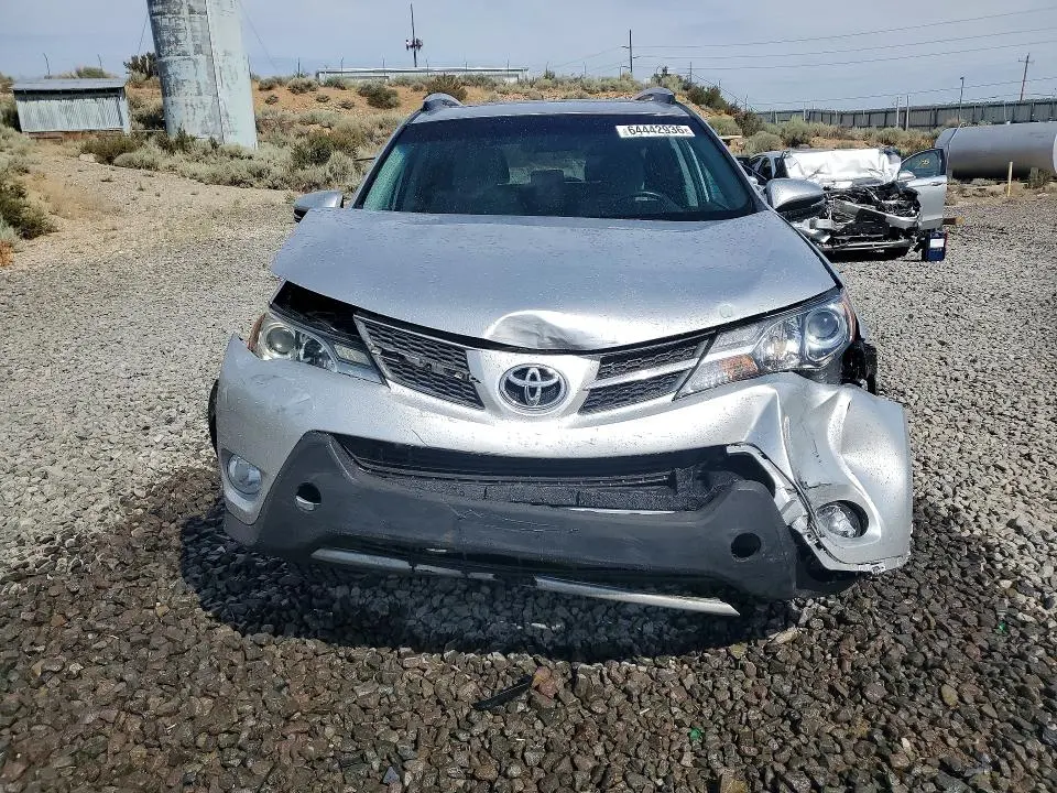 2014 TOYOTA RAV4 XLE  