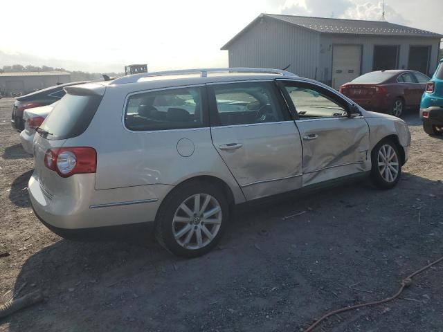 2010 VOLKSWAGEN PASSAT KOMFORT