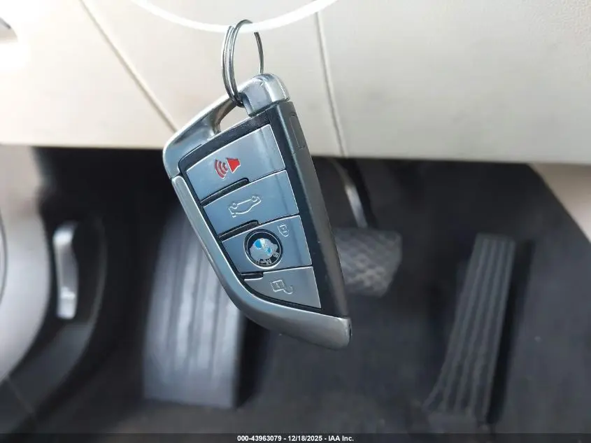 2020 BMW 740I XDRIVE