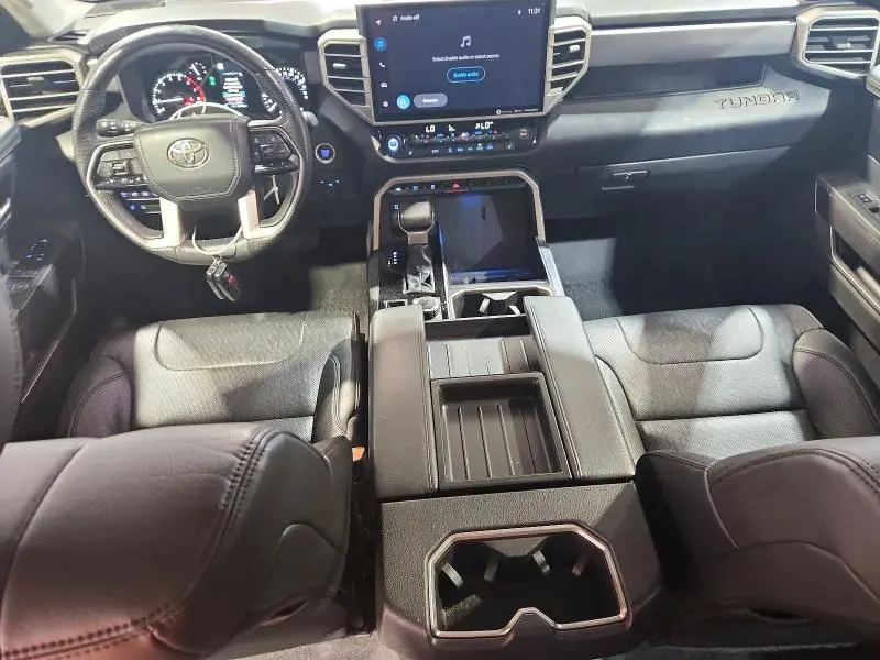 2022 TOYOTA TUNDRA SR5  