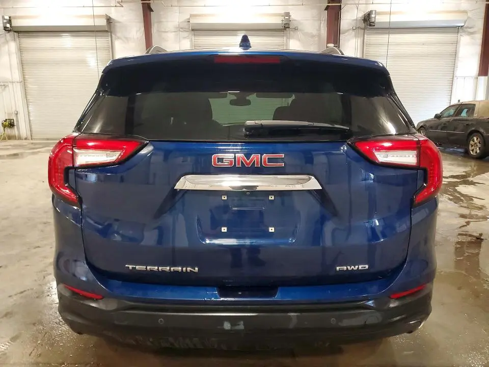 2022 GMC TERRAIN SLE  