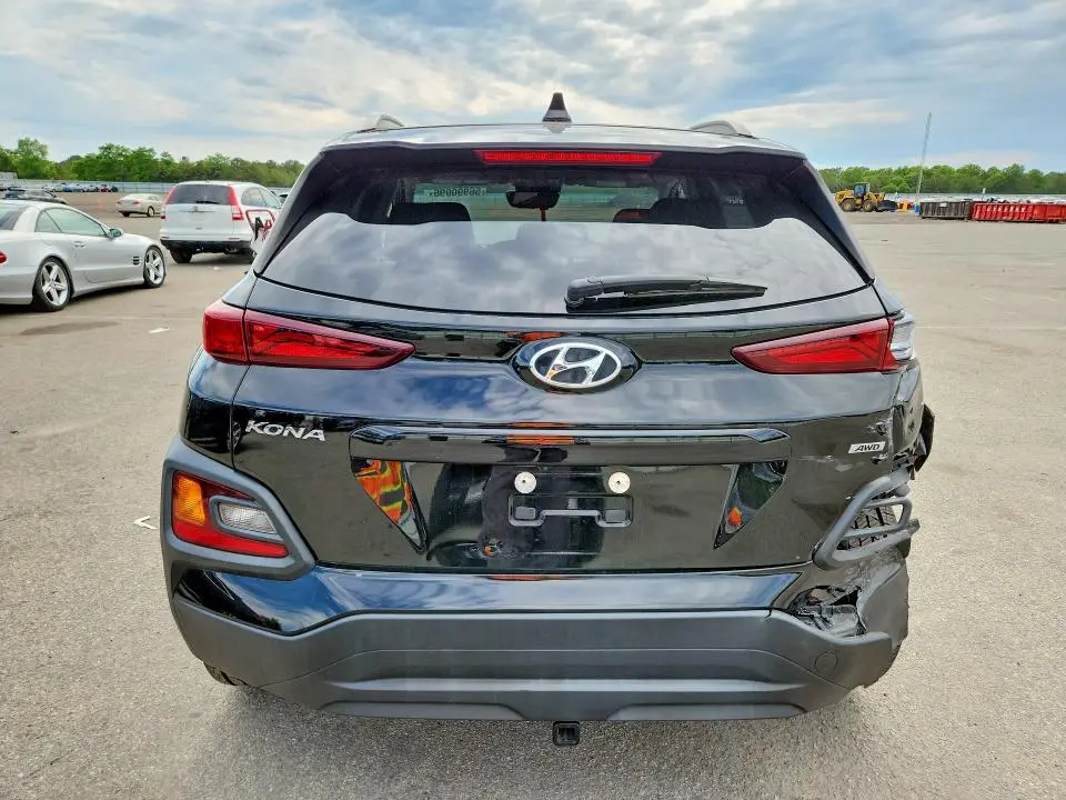 2021 HYUNDAI KONA SEL PLUS  