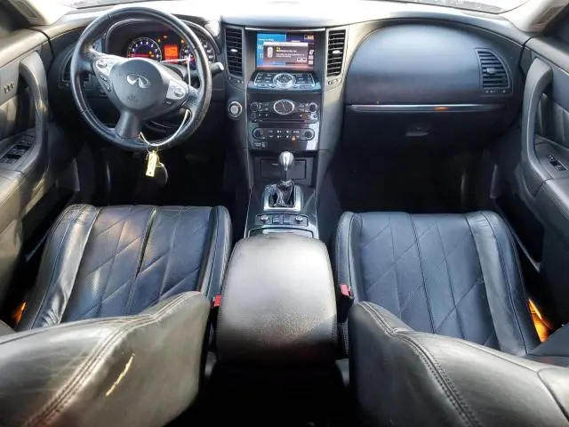 2011 INFINITI FX35