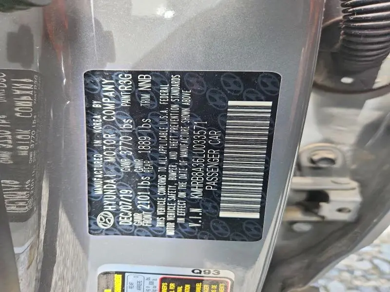2020 HYUNDAI VENUE SE  