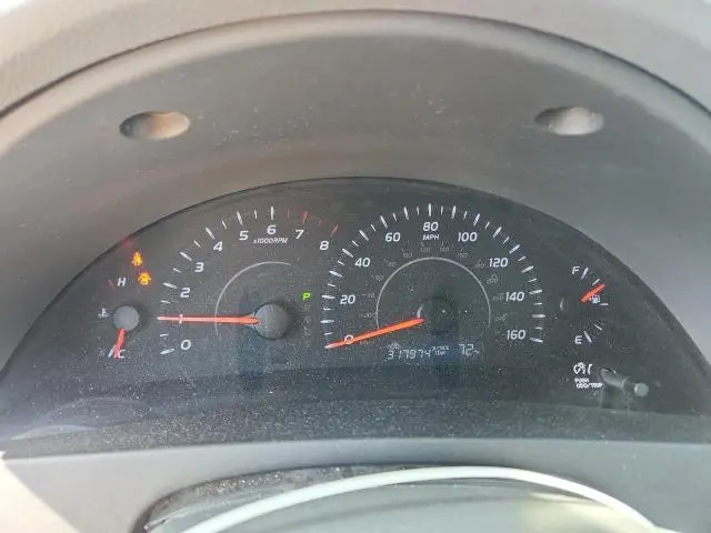 2010 TOYOTA CAMRY LE V6  