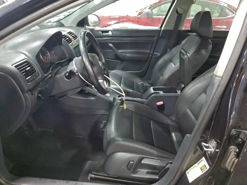 2010 VOLKSWAGEN JETTA WOLFSBURG  