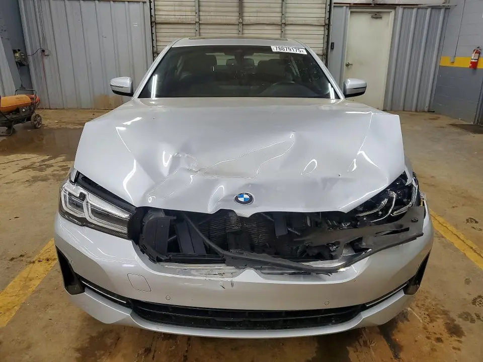 2021 BMW 530 I  