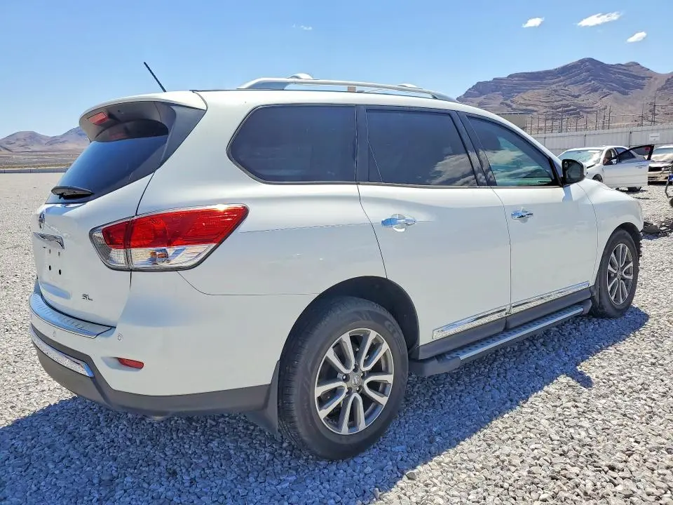 2014 NISSAN PATHFINDER SL  