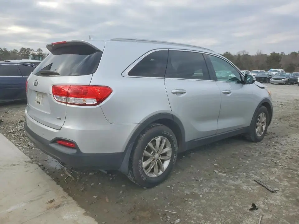 2016 KIA SORENTO LX  
