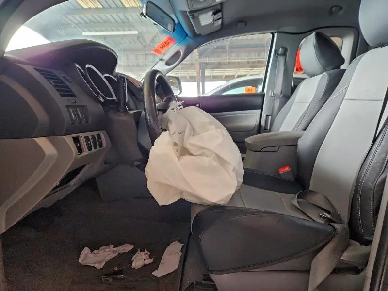 2010 TOYOTA TACOMA BASE  