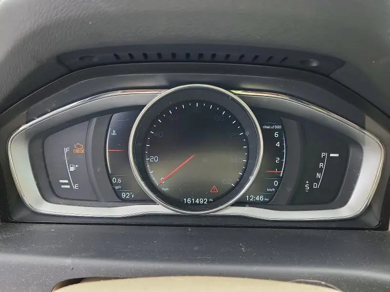 2016 VOLVO XC70 T5 PREMIER  