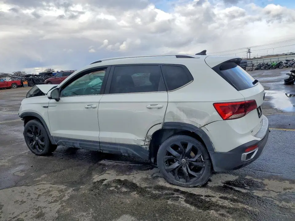2023 VOLKSWAGEN TAOS   