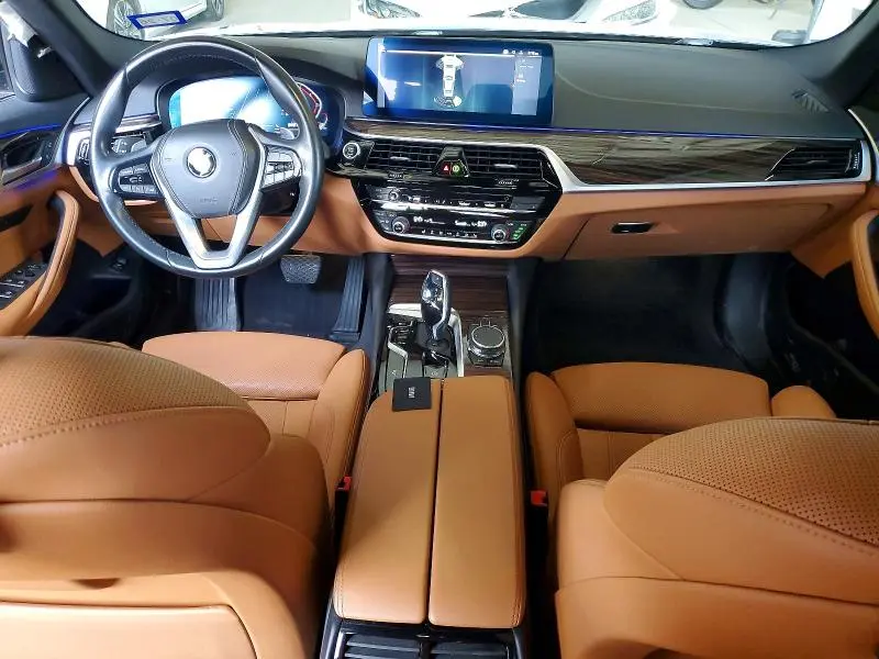 2023 BMW 530 I  