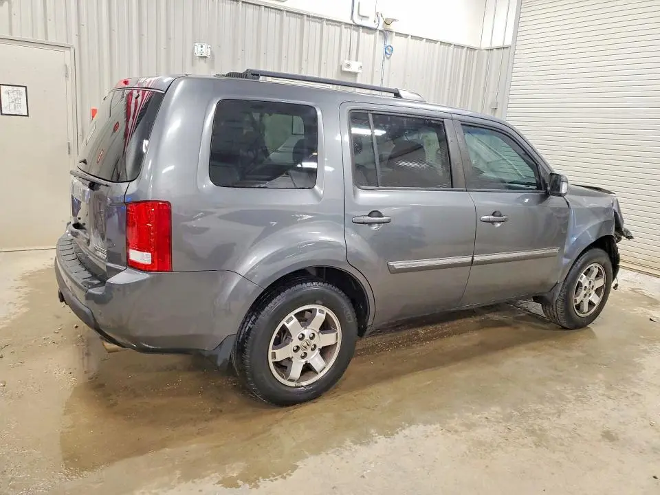 2011 HONDA PILOT TOURING  