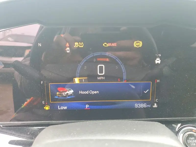 2025 CHEVROLET TRAX 2RS  