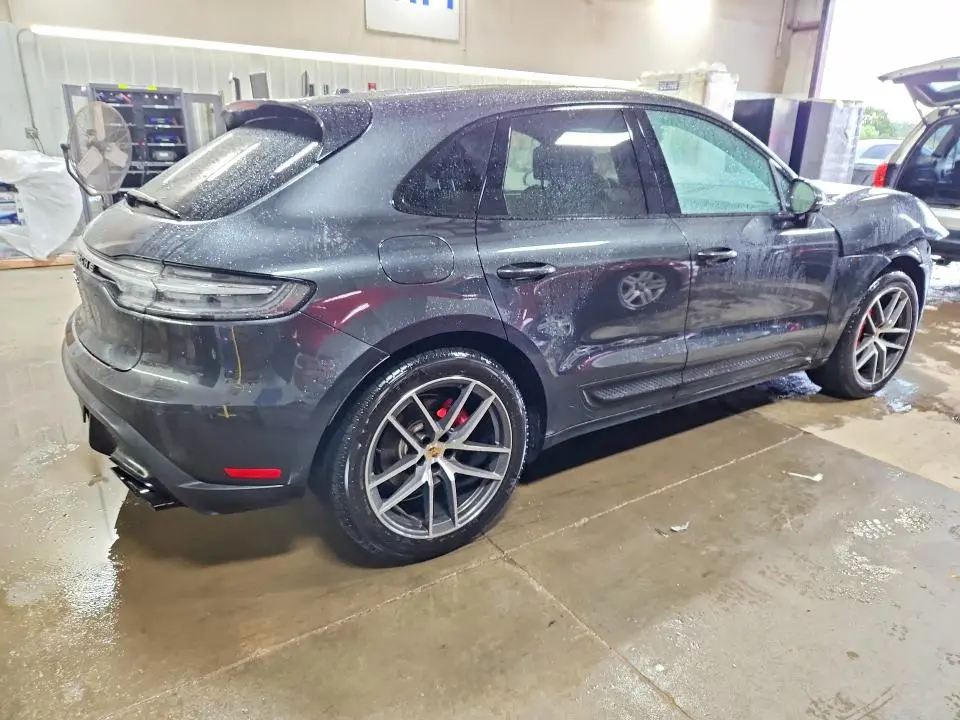 2023 PORSCHE MACAN S  