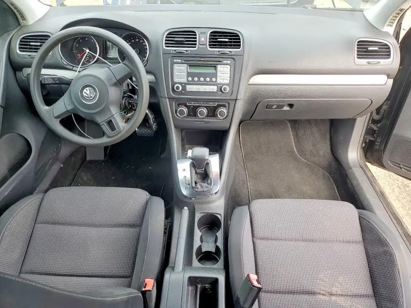 2010 VOLKSWAGEN GOLF   