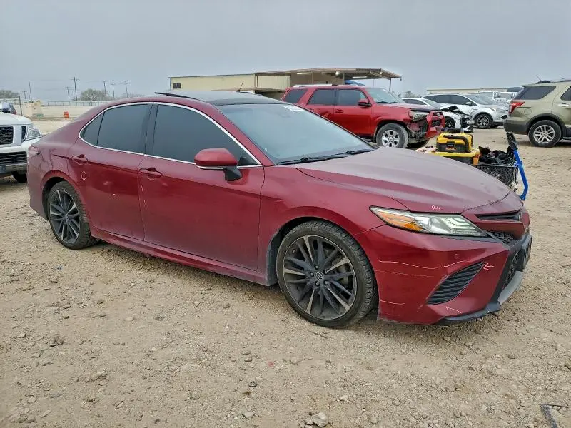 2018 TOYOTA CAMRY XSE  