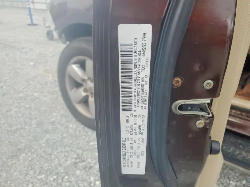 2014 RAM 1500 SLT  