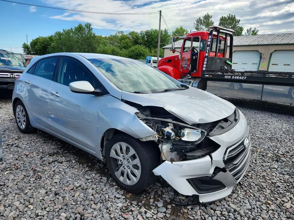2017 HYUNDAI ELANTRA GT BASE  