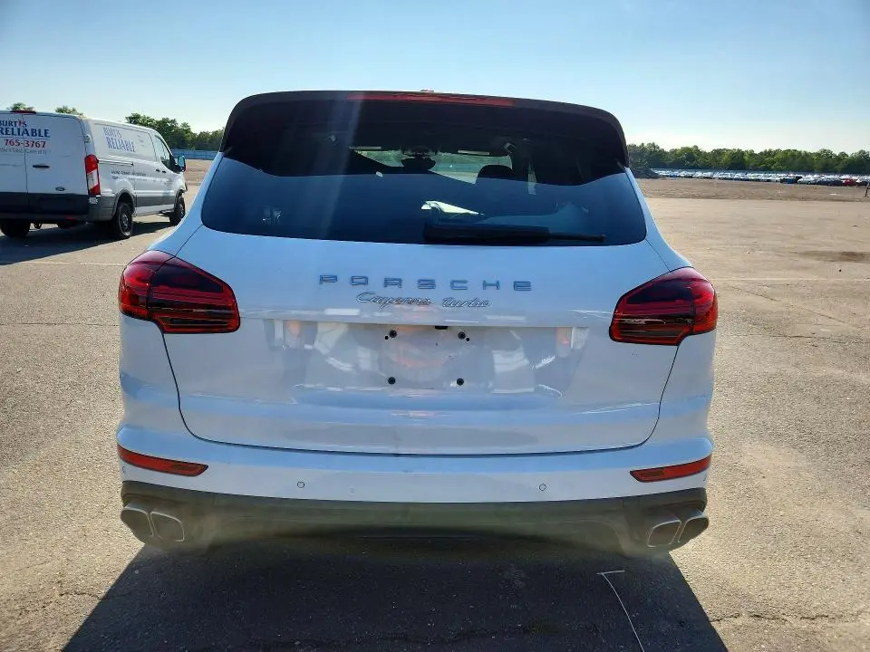 2015 PORSCHE CAYENNE TURBO  